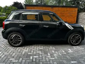 MINI One D Countryman EURO6 Diesel, Xenon,17 Zoll, Klimaaut., Sitzhz. Bild 3