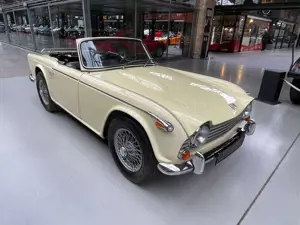 Triumph TR5 TR250 Bild 5