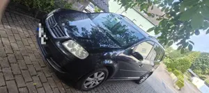 Volkswagen Touran 1.9 TDI Trendline, 7 Sitzer, AHK, 8 Fach bereift Bild 1