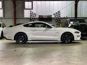 Ford Mustang GT+MAGNERIDE+UNFALLFREI+D.FHZG+SHZ+1J. GARANTIE Bild 4