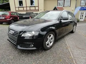 Audi A4 Attraction Bi-Xenon+Navi+Alarm+1 J.Garantie