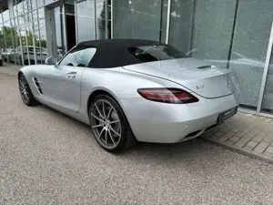 Mercedes-Benz SLS SLS AMG Roadster *DEUTSCHES AUTO TOP HISTORIE* Bild 5