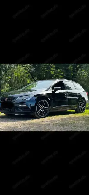 SEAT Leon ST 2.0 TSI StartStop 4Drive DSG Cupra 300 Bild 5