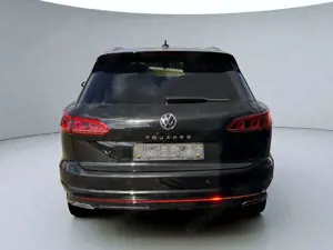 Volkswagen Touareg 3.0 TSI R-Line 4M Leder|NAV|AHK|HUD Bild 4