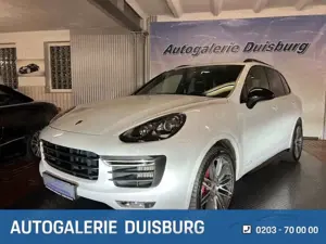 Porsche Cayenne GTS Pano AHK Kamera Memory Bose Alcantara