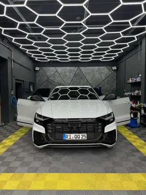 Audi Q8 50 TDI quattro tiptronic