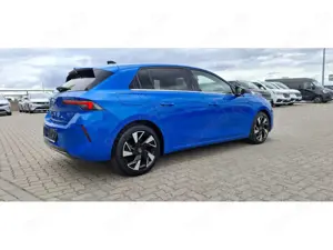 Opel Astra L Lim. 5-trg. 1.2 Elegance SHZ NAVI LED Bild 3