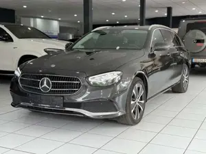 Mercedes-Benz E 300 de T*Avantgarde*KAMERA*AHK*T-LEDER*AMBIENTE