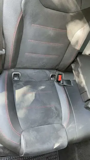 Mercedes-Benz A 250 7G-DCT AMG Line Bild 3