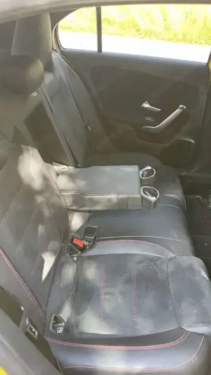 Mercedes-Benz A 250 7G-DCT AMG Line Bild 4