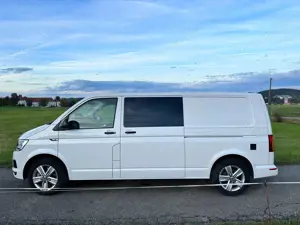 Volkswagen T6 Caravelle Transporter T6 TDI BMT 4MOTION Lang 4MOTION Comfor