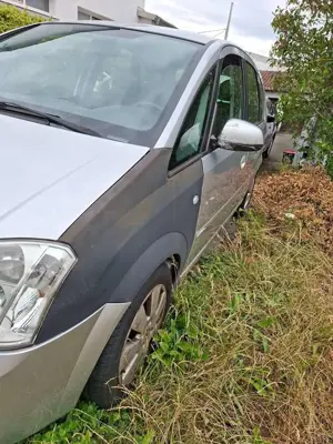 Opel Meriva Meriva 1.6 16V Edition Bild 2