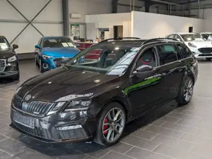 Skoda Octavia Combi 2.0 TSI DSG RS AHK PDC Klimaaut.