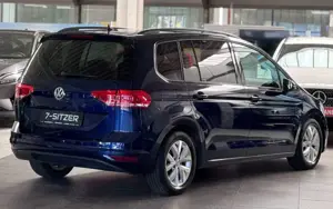 Volkswagen Touran Comfortline*7-Sitze*LED*Navi*Alcantara*Tüv neu Bild 5