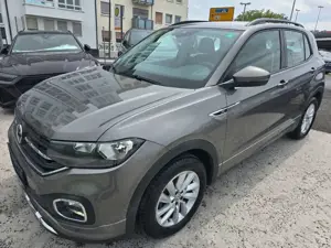 Volkswagen T-Cross Life 1,0 TSI R-LINE NAVI