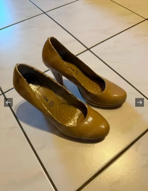 Meine abgetreten alten Schuhe Bild 2