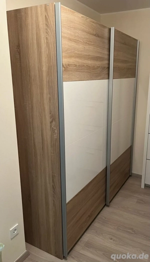 Kleiderschrank mit Schwebetüren BxHxT 181 x 210 x 62cm, Neuwertig