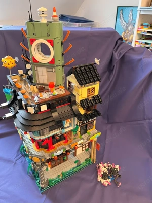 Lego Set an KINDER zu verschenken. 