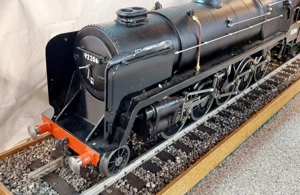 Spur 3,5 Zoll Live Steam 2-10-0 BR Standard Class 9F Lokomotive 92206 Bild 2