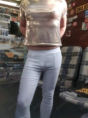 Er 38 1.80 72 sucht älteren Mann für regelmäßig zärtliches beisammen sein aus dem Raum Bad Liebenwer Bild 10