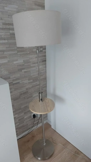 Stehleuchte Stehlampe mit USB-Anschluss