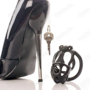 Ich suche die tiefgründige FLR- Beziehung , absolut auf Vertrauen und Hingabe basierend.