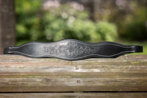 Klassischer Sattel inkl. Vorderzeug & Trense von der Hofsattlerei Cosack