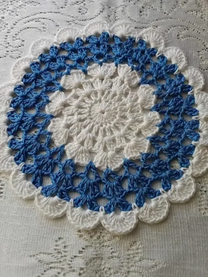 Deckchen, Untersetzer in wunderschönen Farben, 100% Baumwolle. Hochwertiges Material