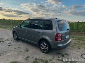 VW Touran Tsi 7 Sitzer sehr gepflegt  Bild 2