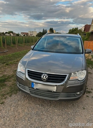 VW Touran Tsi 7 Sitzer sehr gepflegt  Bild 5