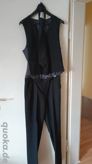 Nadelstreifen Anzug  Bild 2