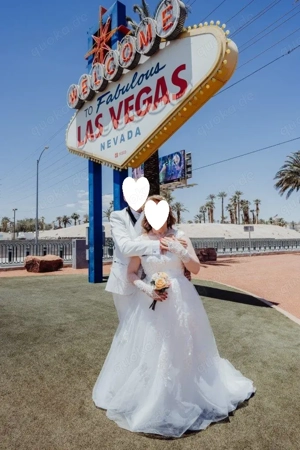 Wunderschönes, sehr elegantes Brautkleid   Hochzeitskleid   Einmal getragen   Top Zustand   Größe 42