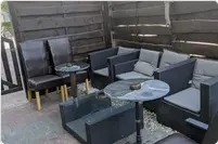 Boarding- House  Zimmer für Arbeiter - 9 Betten  3 Zimmer a 3 Betten