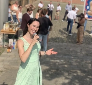 Hochzeitssängerin Denise Wedding Köln Sängerin Hochzeit Standesamt Trauung   kirchliche Trauung