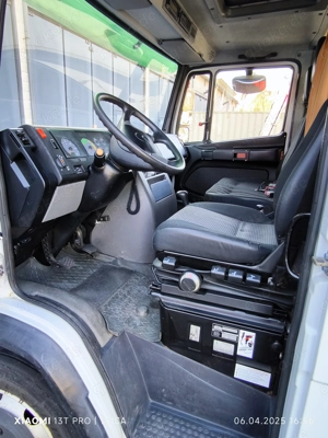 Merceds Benz Vario 816, Doppelkabine, Kasten mit 1t Ladeplattform Bild 4