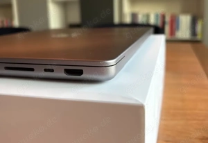 Apple MacBook Pro 14  (M2 Pro, 512GB, 16GB) Space Grau Bild 7