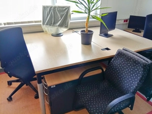 Büro, Büromöbel, Schreibtisch, Schrank, Container, Telefon, Drucker 