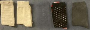 Gr. 40+ 42: 2 Negligé +Gr. 40 42: Nylonstrumpfhosen, haut schwarz+Gr. 40: Diverses Socken + Klistier Bild 6