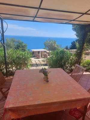 Ferienhaus Ferienwohnung mit Meerblick Süd Italien Apulien Gargano max. 6 Pers. Bild 2