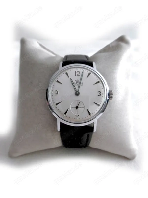 Elegante Armbanduhr von Exquisit