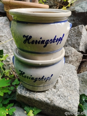 Aufbewahrungs Gefäße alt 