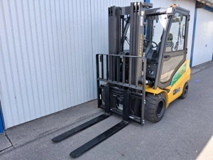 Eurotrac FE30LT 3t Gabelstapler, 4,5m Mast mit hydr. Seitenverschub Bild 4