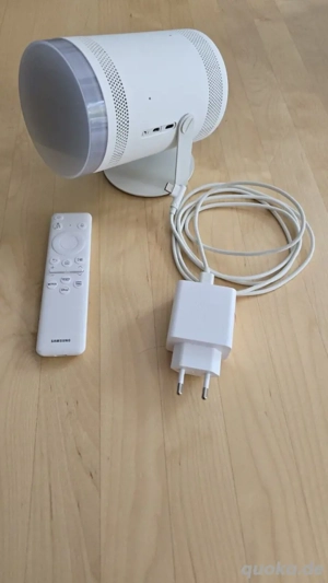 Samsung Beamer Freestyle 2nd Gen Beamer *Wie neu* LFF3C Full-HD 550 Lumen WLAN Bild 4 Samsung Beamer Freestyle 2nd Gen Beamer *Wie neu* LFF3C Full-HD 550 Lumen WLAN Bild 4
