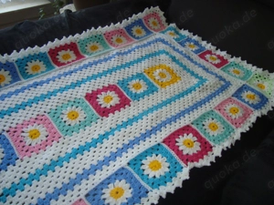 Granny Square Baby Decke