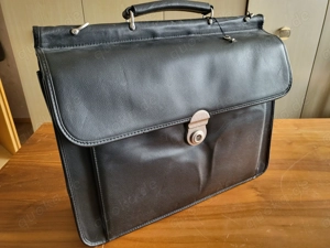 Schöne Aktentausche