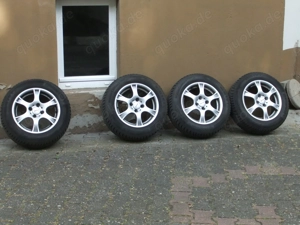 4 Winterreifen Continental 185 65 R15 88T auf Alufelgen