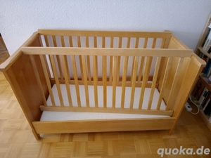 Kinderbett Buche massiv, mit Gittern