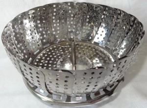 DK Dampfgareinsatz Edelstahl rund flexibel  14-23 H 10 4 kaum benutzt gut erhalten