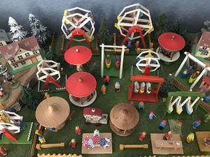 Erzgebirge, großer alter Rummelplatz   Kirmesplatz, Bild 6