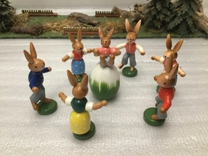 Erzgebirge, ESCO HASEN. Seltene Gruppe Esco Hasen Osterschmuck,